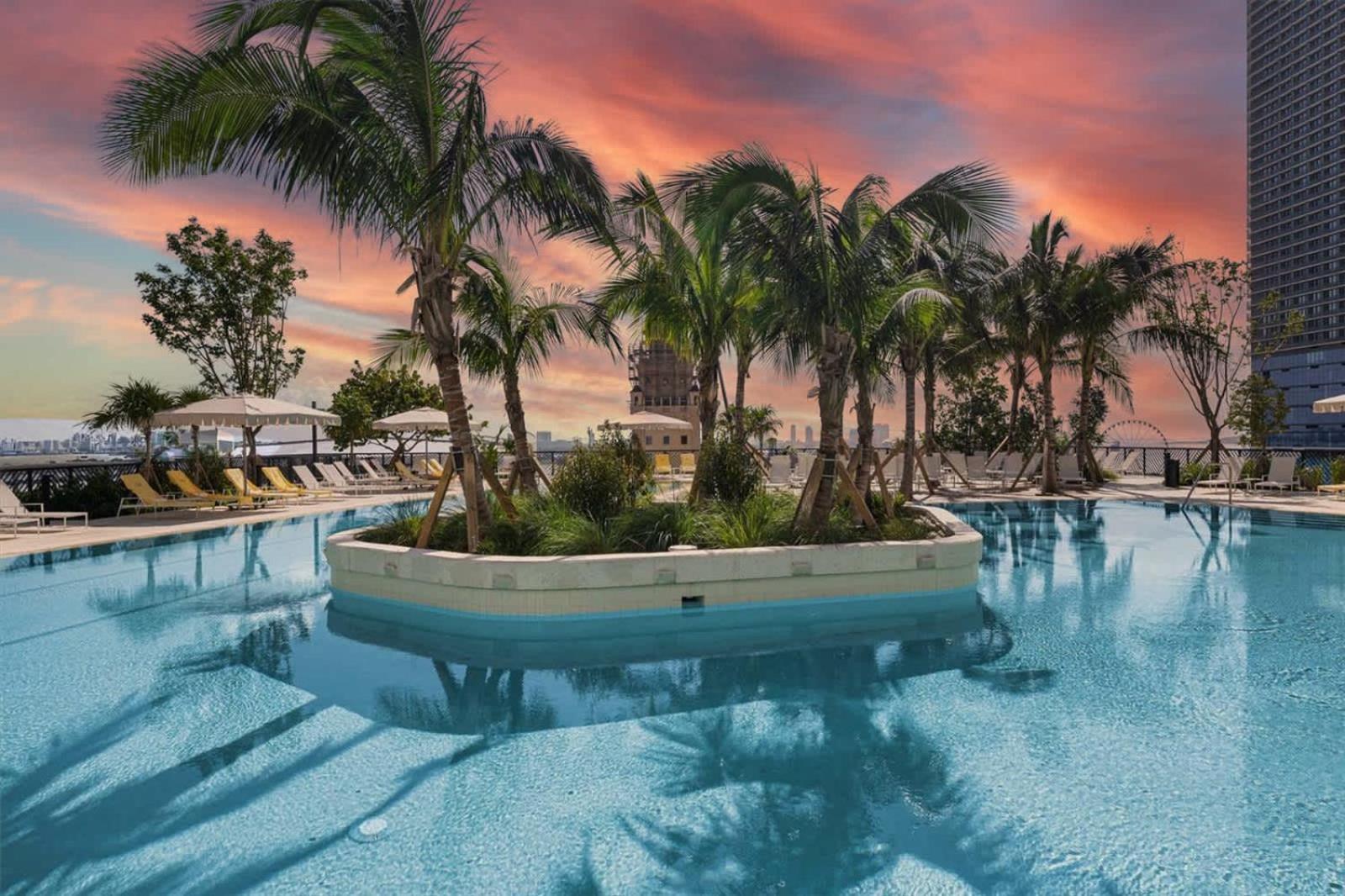 Lovely - Pool & Gym Miami